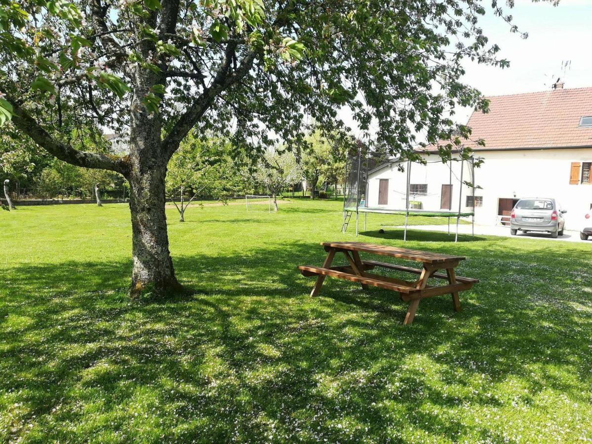 Studio A La Campagne Dans Corps De Ferme Renovee Chancey ภายนอก รูปภาพ